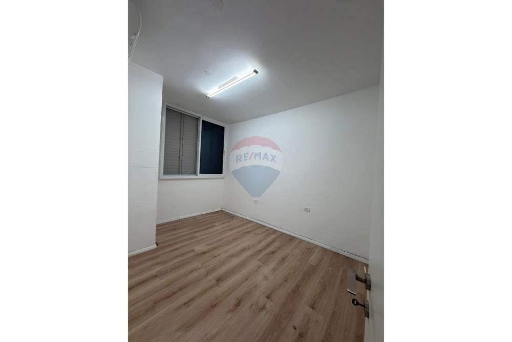 Apartment for Sale in קרית מוצקין - Image 4