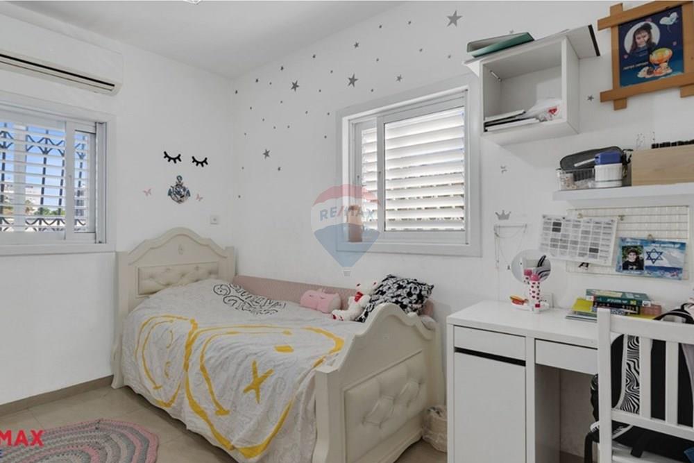 Apartment for Sale in Rishon LeZion - Image 5