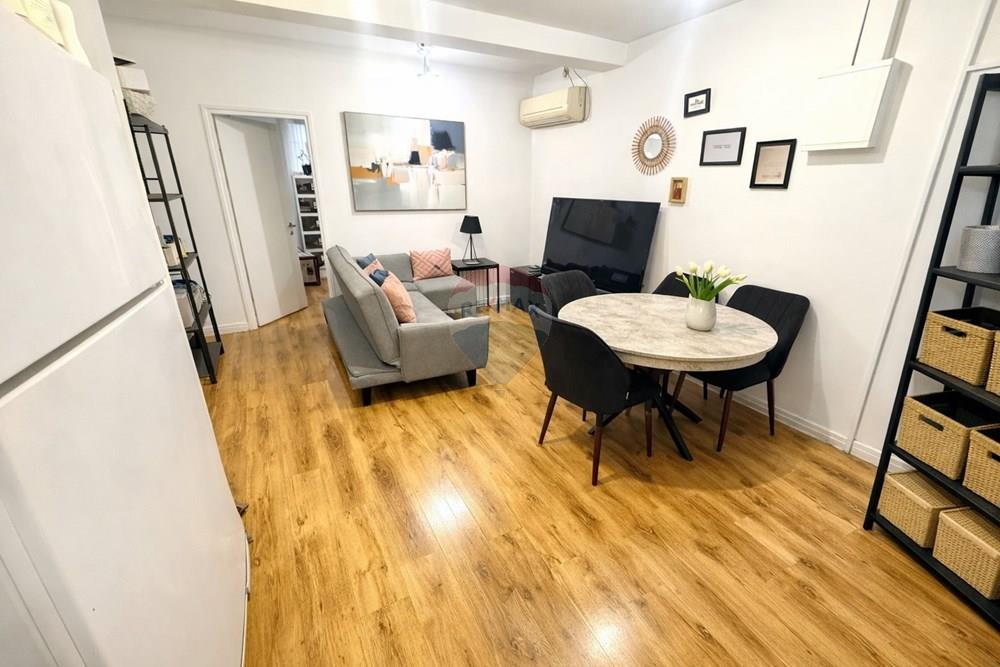 Apartment for Sale in Ramat Gan - Image 7