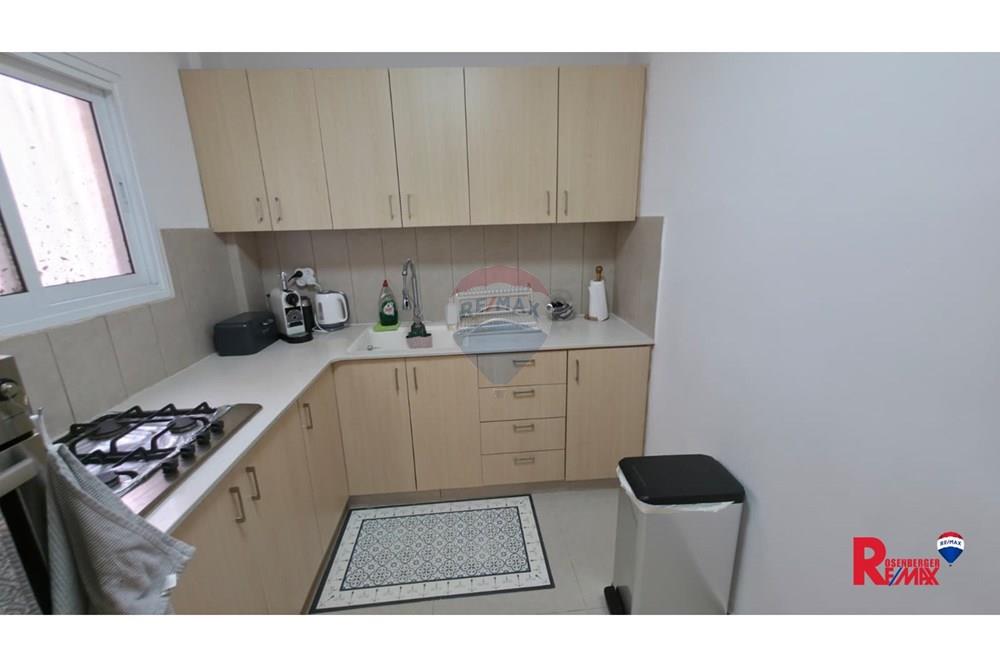Apartment for Sale in Rishon LeZion - Image 5
