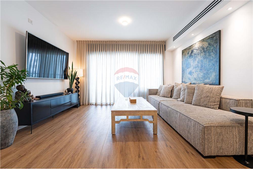 Apartment for Sale in קרית אונו - Image 1
