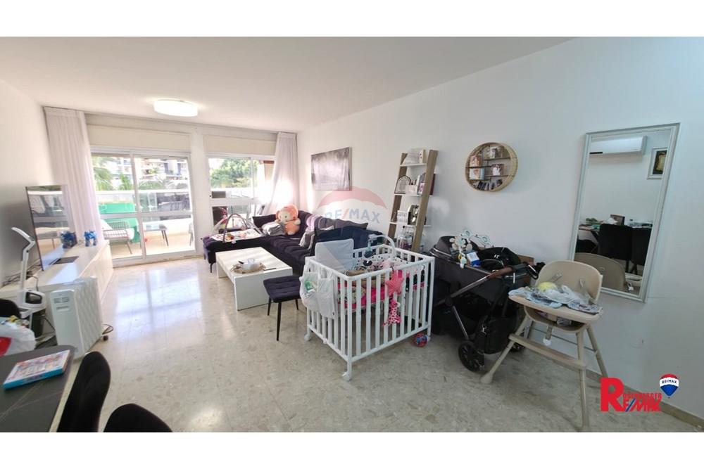 Apartment for Sale in Rishon LeZion - Image 3