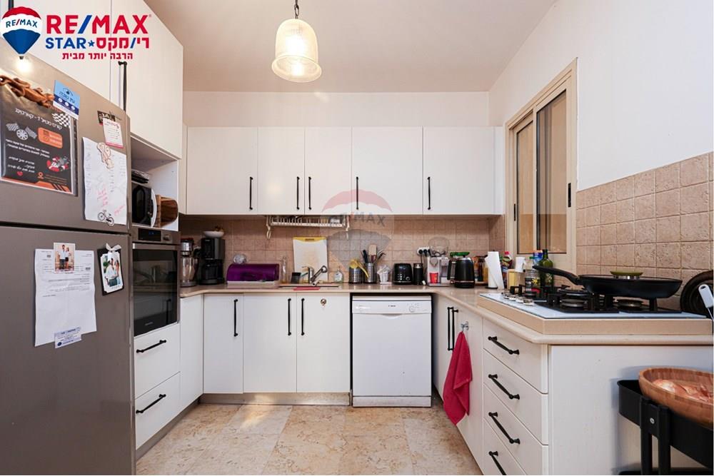 Apartment for Sale in Herzliya - Image 4