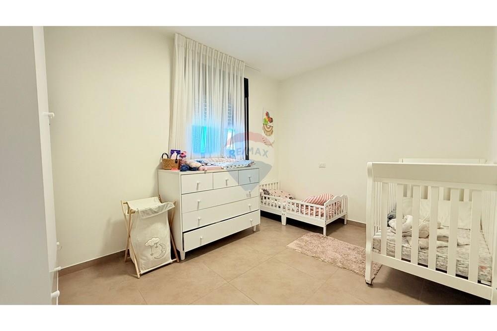 Apartment for Sale in Haifa - Image 4