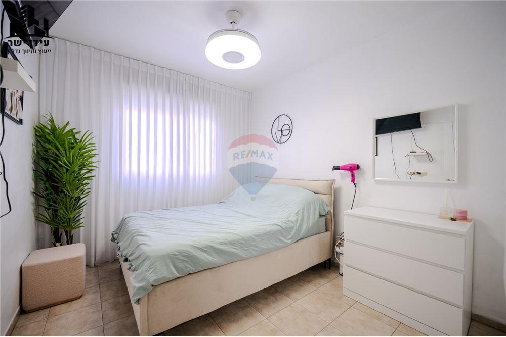 Apartment for Sale in Tel Aviv - Image 5