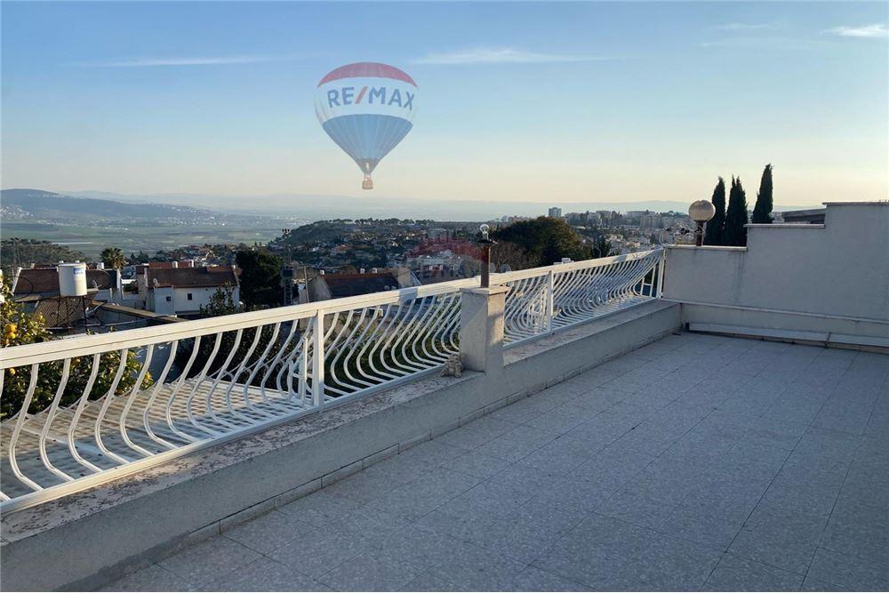Apartment for Sale in נוף הגליל - Image 3