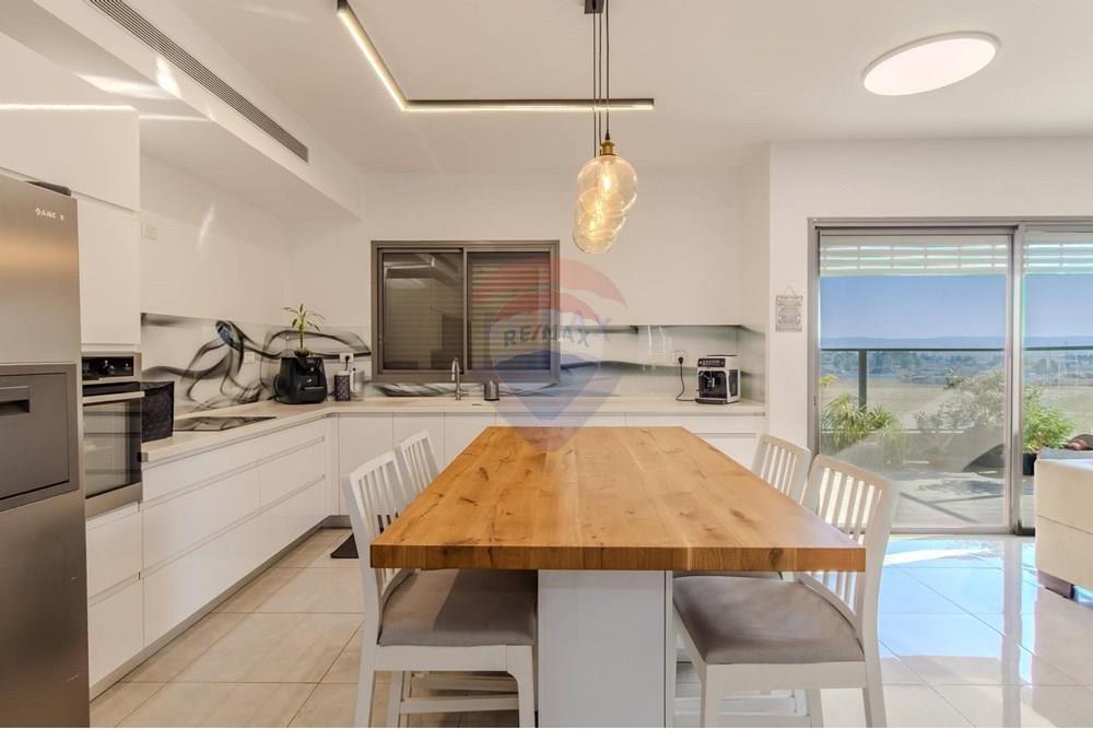 Apartment for Sale in Afula - Image 3