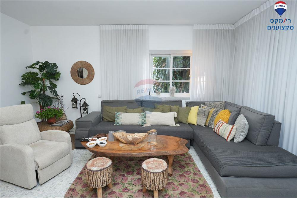 House for Sale in Hadera - Image 6