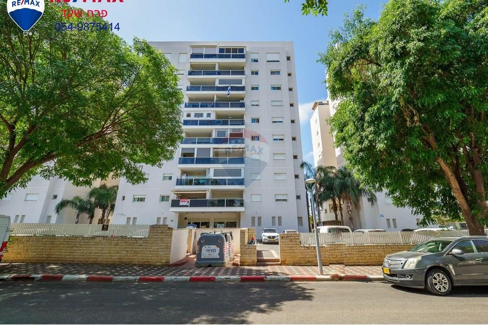 Apartment for Sale in Nahariya - Image 1