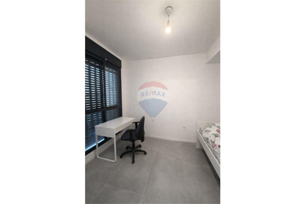 Apartment for Sale in Tel Aviv - Image 4