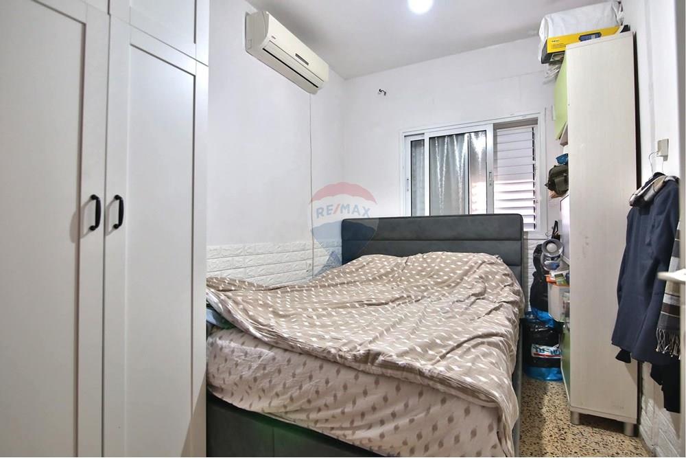 Apartment for Sale in קרית מוצקין - Image 6
