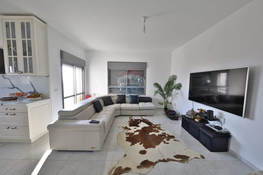 Apartment for Sale in קרית חיים - Image 1