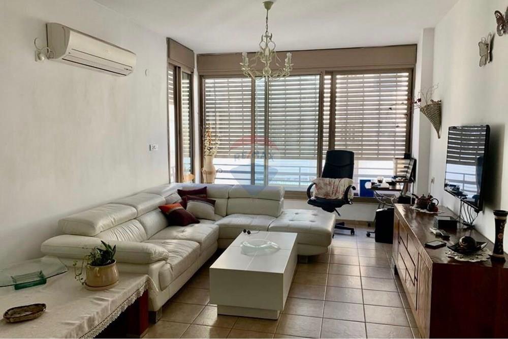 Apartment for Sale in קרית ביאליק - Image 1