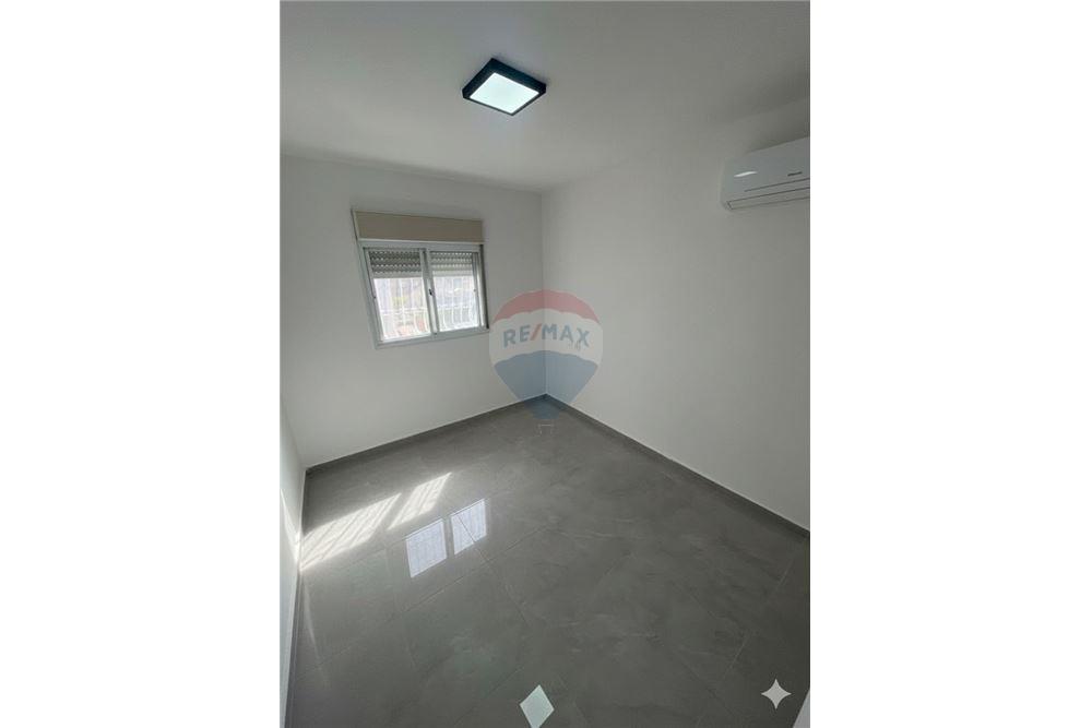 Apartment for Sale in Beer Sheva - Image 4