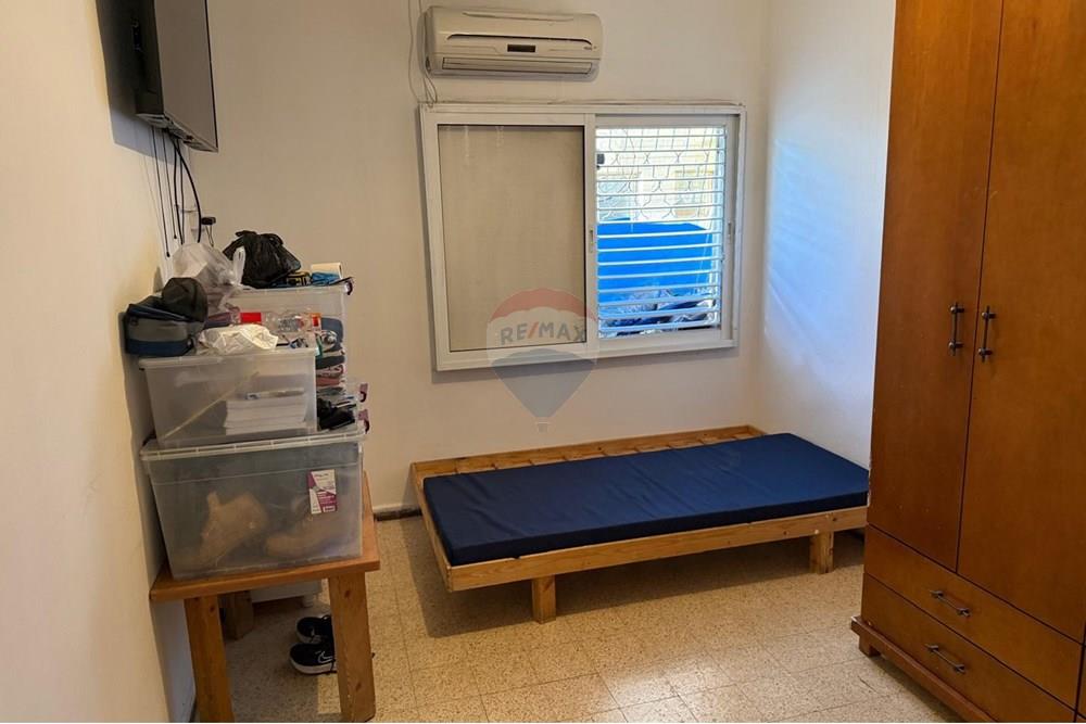 Apartment for Sale in Rehovot - Image 4