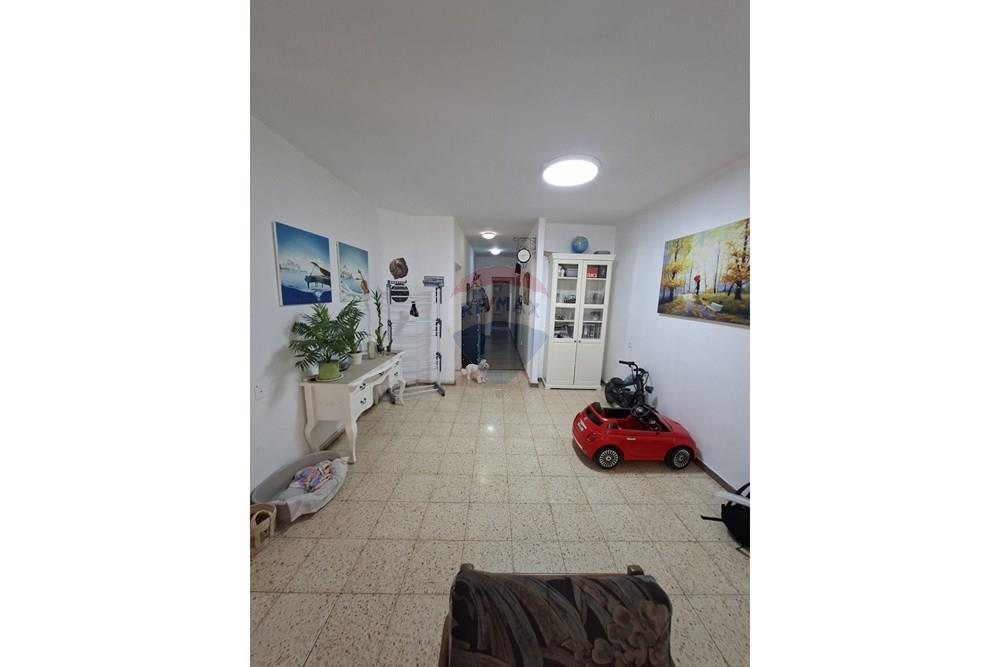 Apartment for Sale in Petah Tikva - Image 5