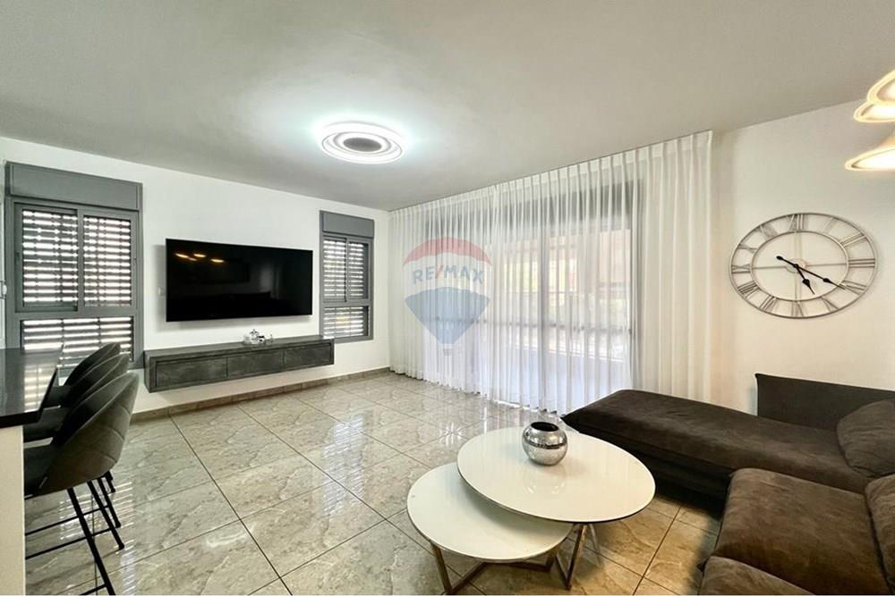 Apartment for Sale in Netanya - Image 1