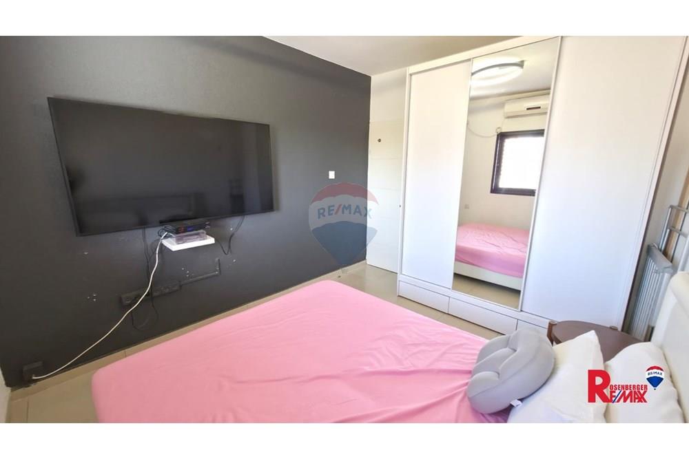 Apartment for Sale in Tel Aviv - Image 7