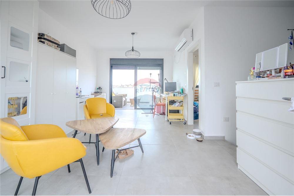 Apartment for Sale in Tel Aviv - Image 5