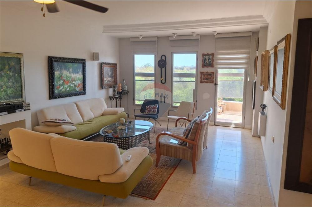 Apartment for Sale in Tel Aviv - Image 1