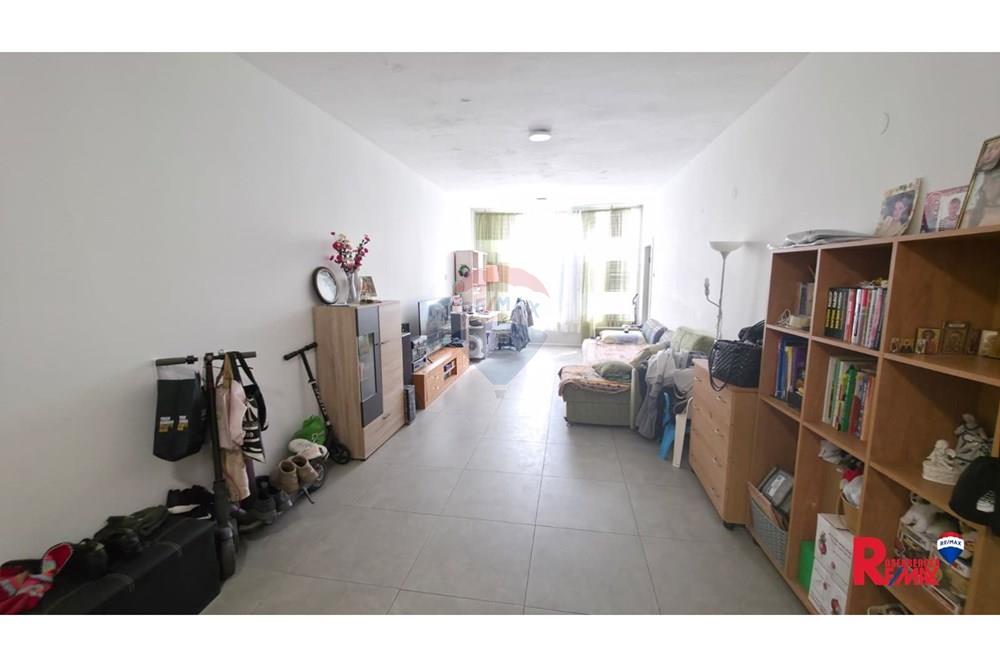 Apartment for Sale in Bat Yam - Image 4