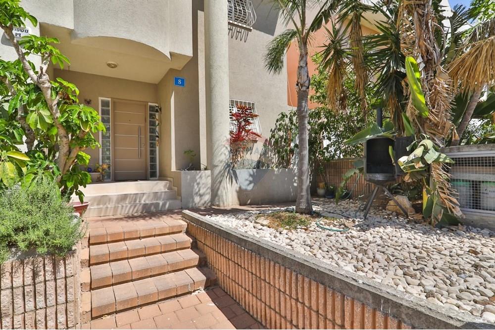 House for Sale in Rishon LeZion - Image 3