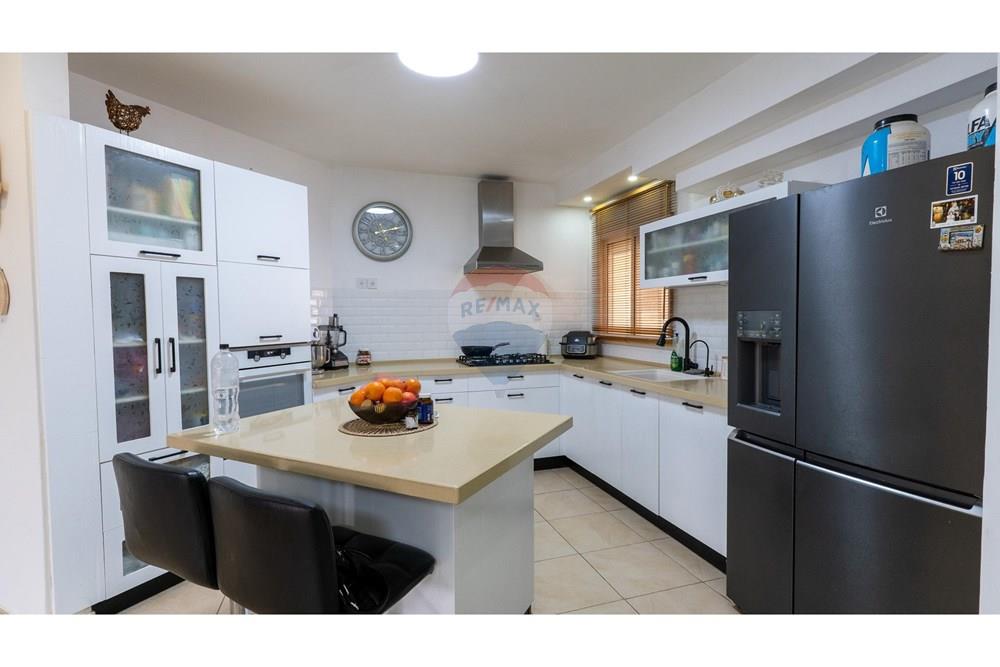 Apartment for Sale in Beer Sheva - Image 1