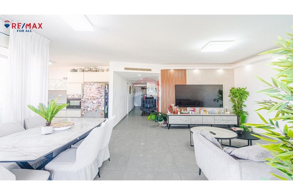 Apartment for Sale in Ashkelon - Image 1