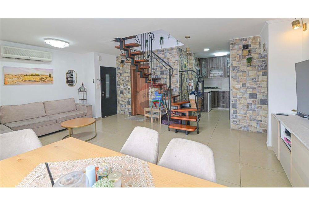 Apartment for Sale in אור עקיבא - Image 6
