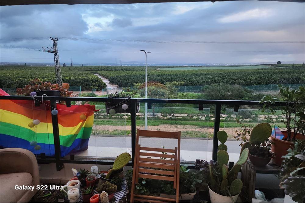 Apartment for Sale in Hadera - Image 3