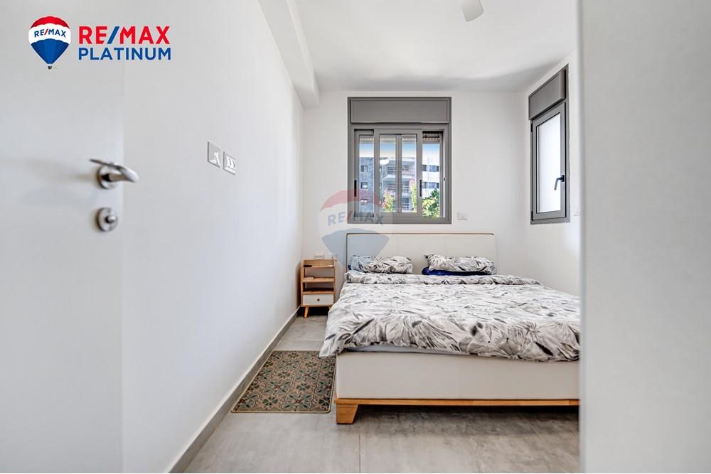 Apartment for Sale in קרית אונו - Image 5