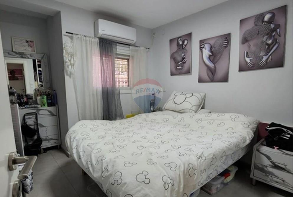 Apartment for Sale in Lod - Image 1