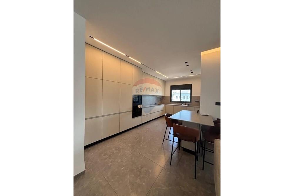 Apartment for Sale in קרית אתא - Image 4