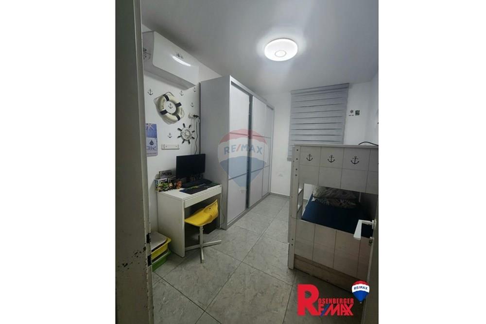 Apartment for Sale in Bat Yam - Image 7