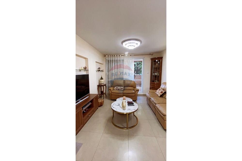 Apartment for Sale in Hadera - Image 3
