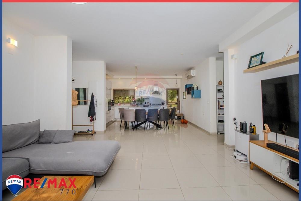 Condo for Sale in עין דור - Image 6