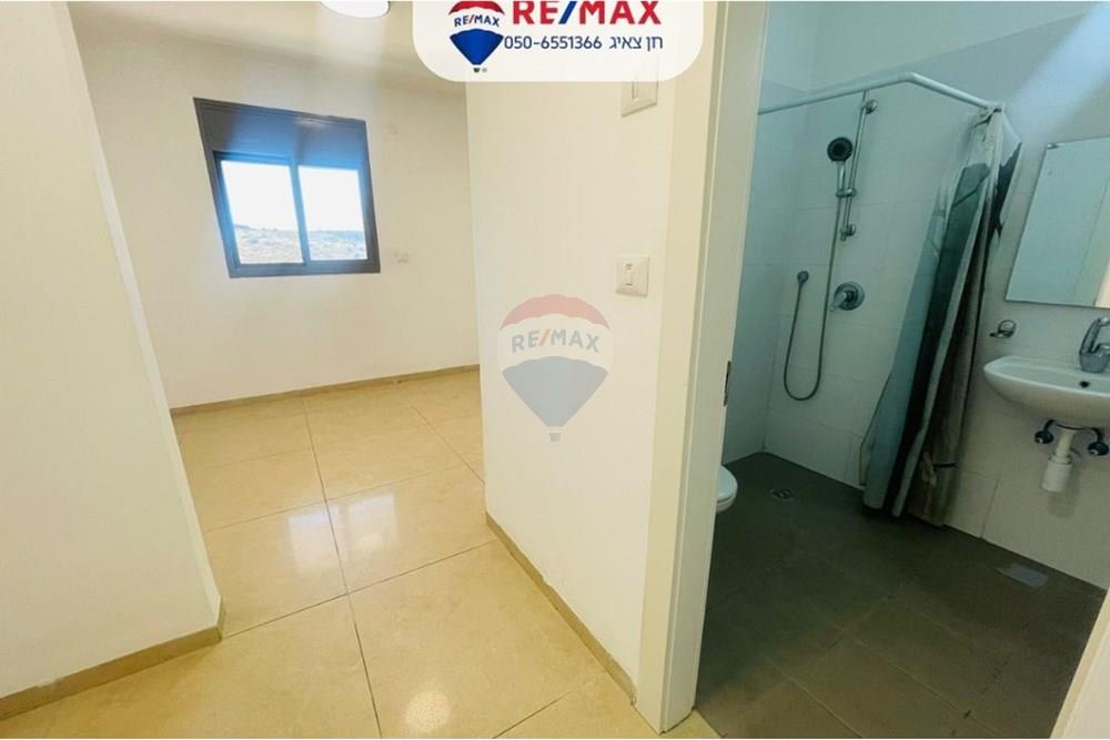 Apartment for Sale in Karmiel - Image 7