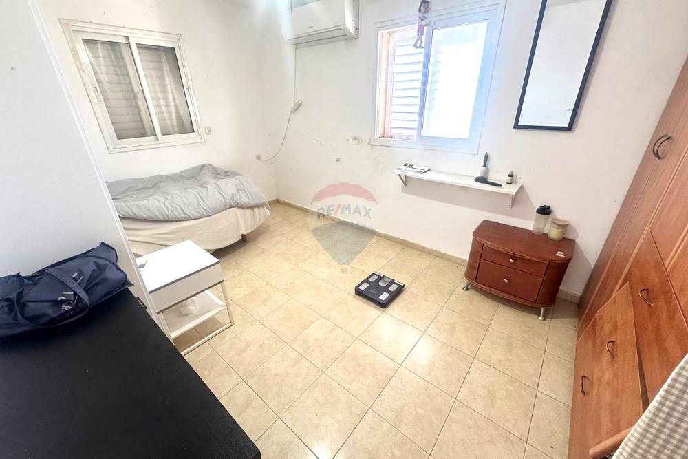 Apartment for Sale in Tel Aviv - Image 4