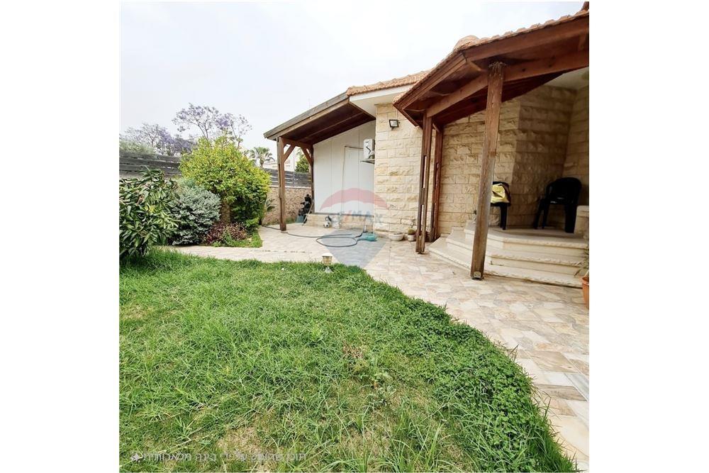 Studio for Sale in אור עקיבא - Image 2