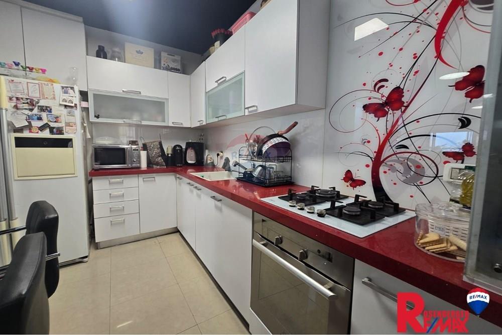 Apartment for Sale in Bat Yam - Image 6