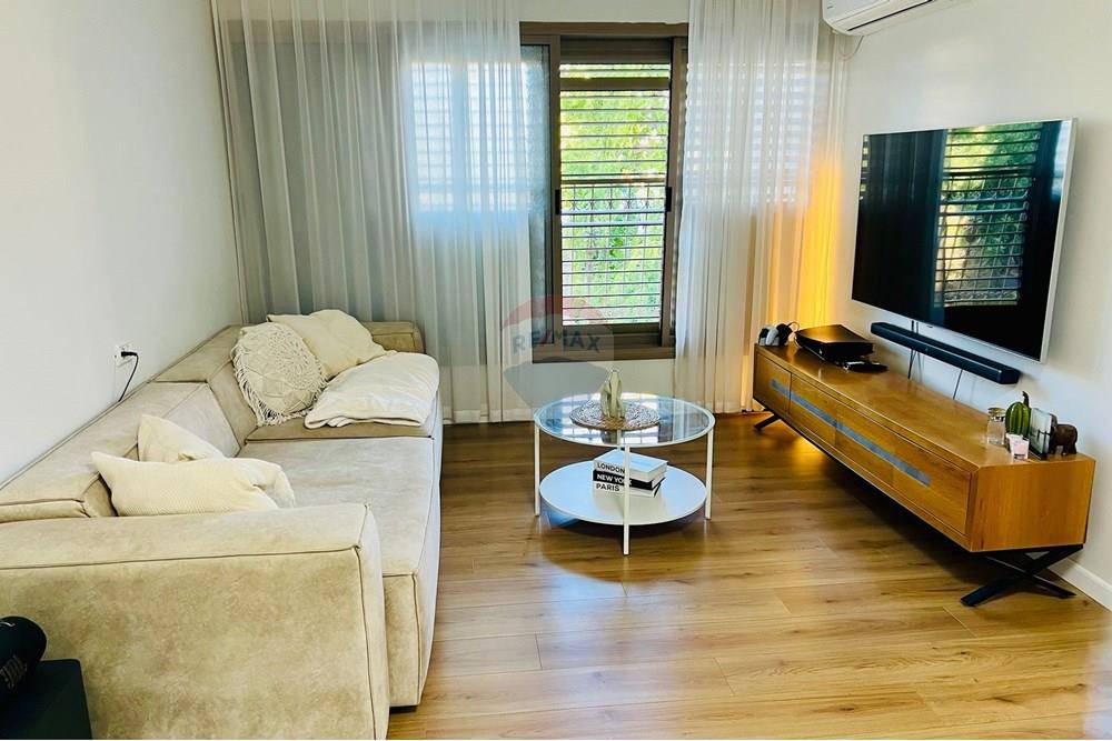Apartment for Sale in Karmiel - Image 1