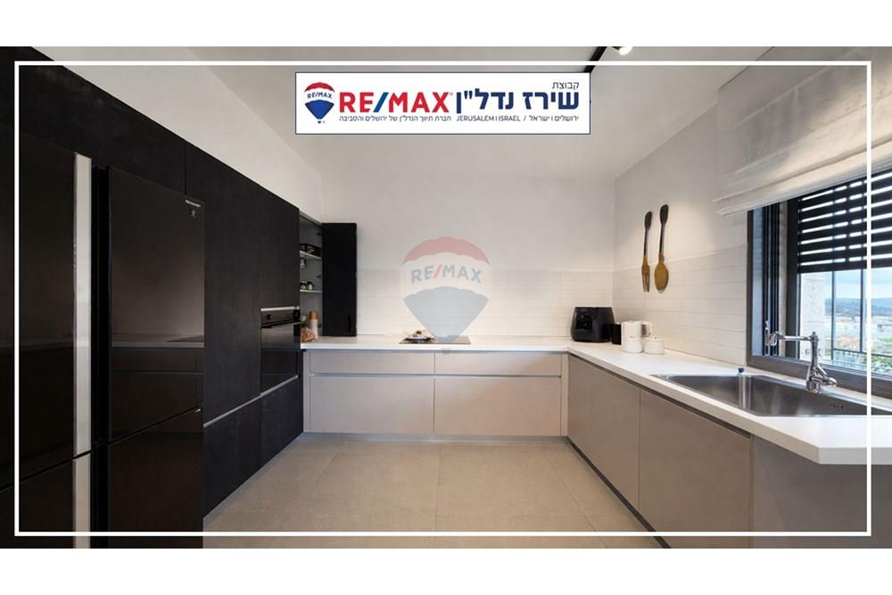 Apartment for Sale in מבשרת ציון - Image 6