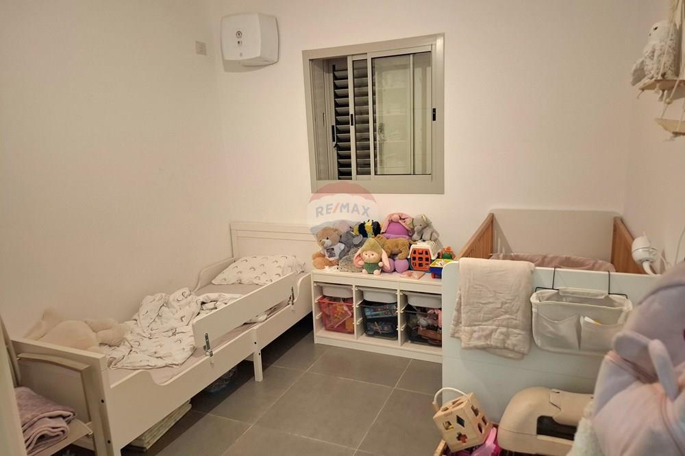 Apartment for Sale in Modi'in - Image 3