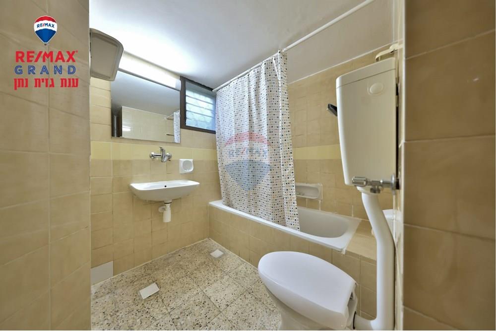 Apartment for Sale in Haifa - Image 6