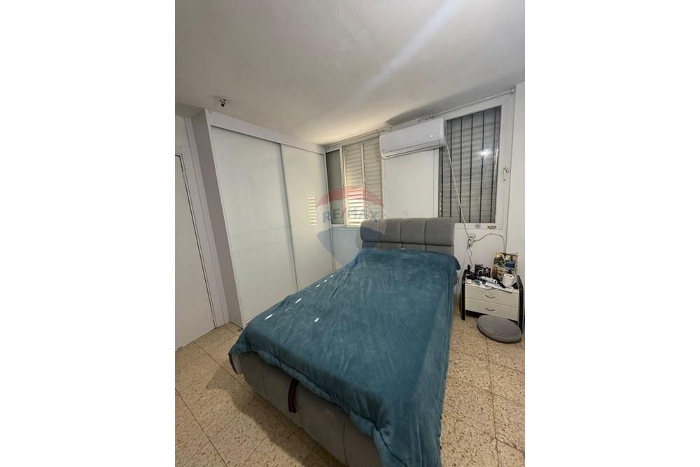 Apartment for Sale in Tel Aviv - Image 4