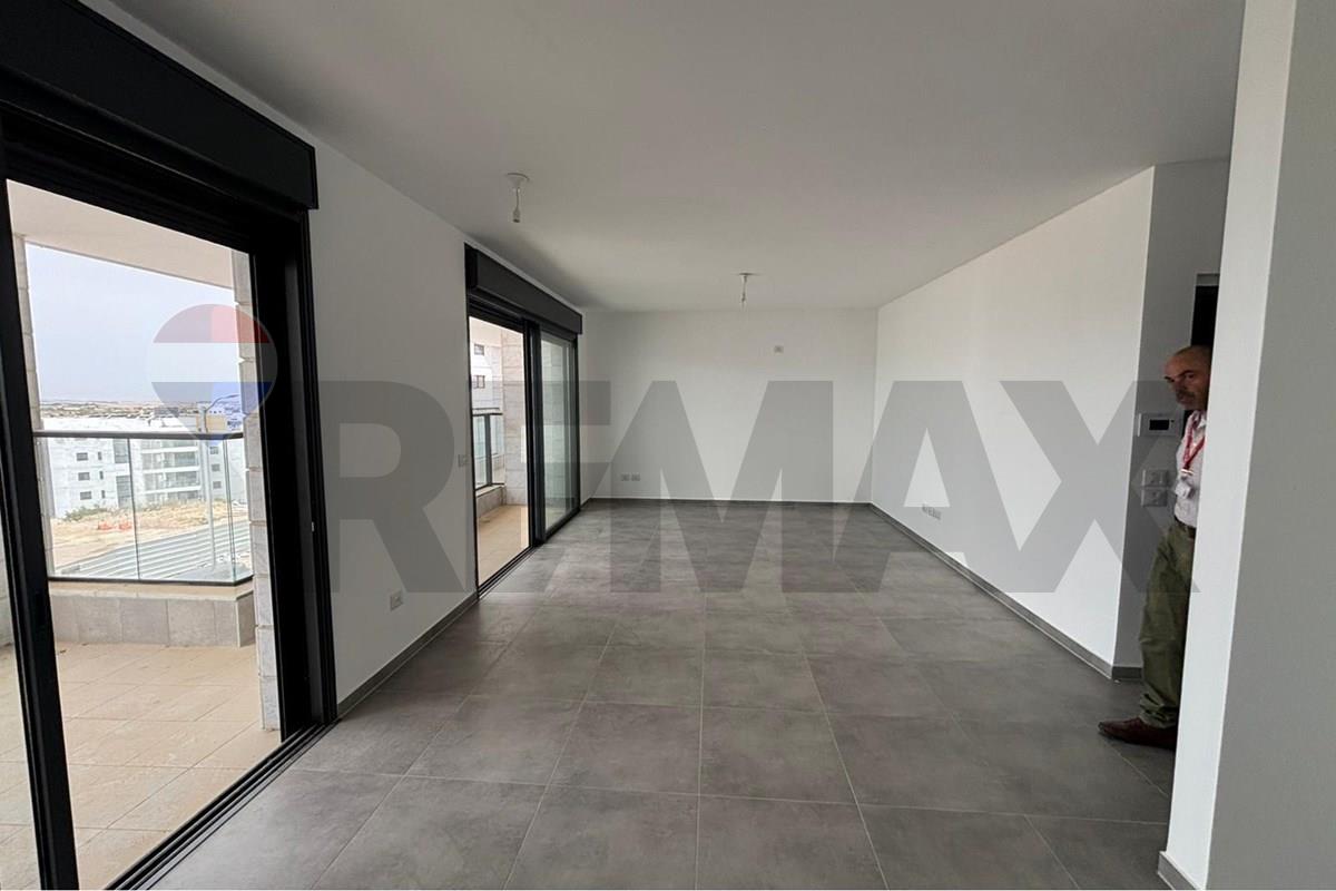 Apartment for Sale in Modi'in - Image 1