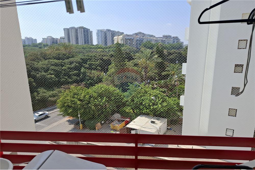 Apartment for Sale in Tel Aviv - Image 6