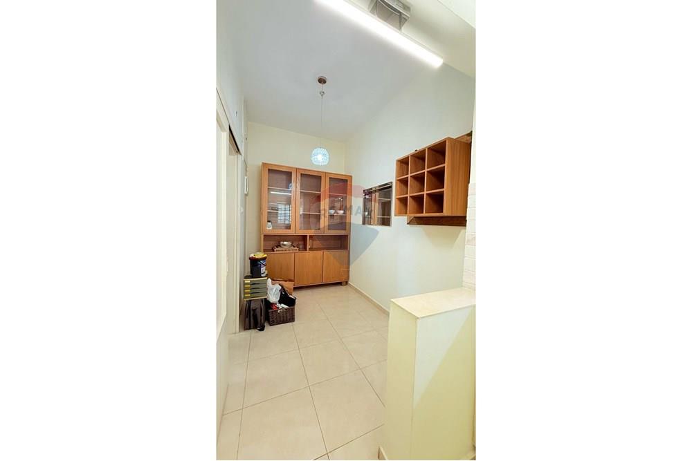 Apartment for Sale in Haifa - Image 2