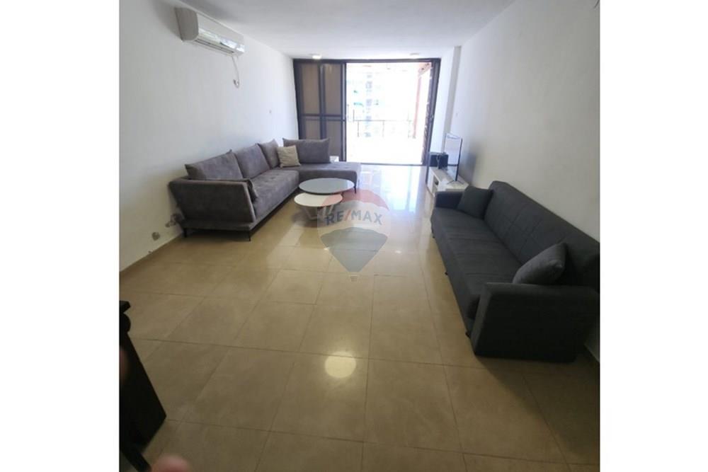 Apartment for Sale in Bat Yam - Image 1
