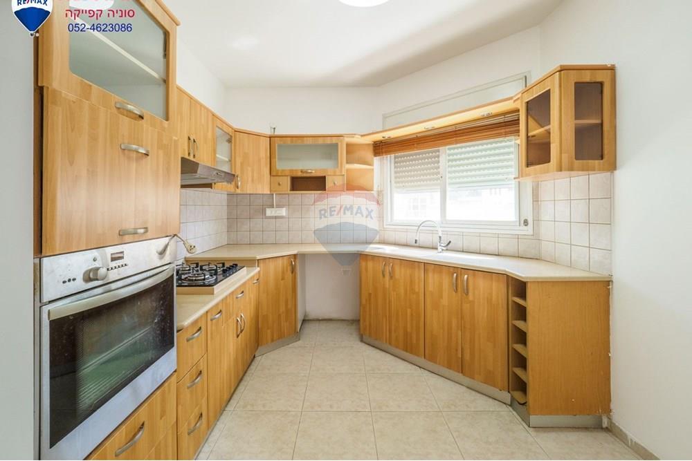 Apartment for Sale in Nahariya - Image 4